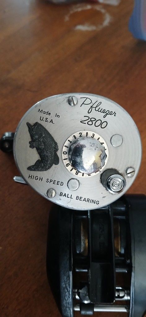 Vintage Free Spool Fishing Reel 