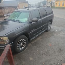 2004 GMC Yukon
