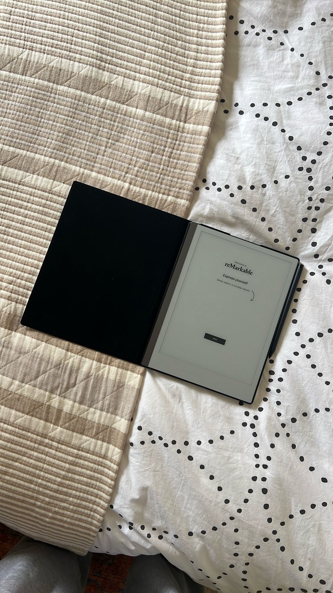reMarkable 2 Tablet With Cover And Pen And Charger