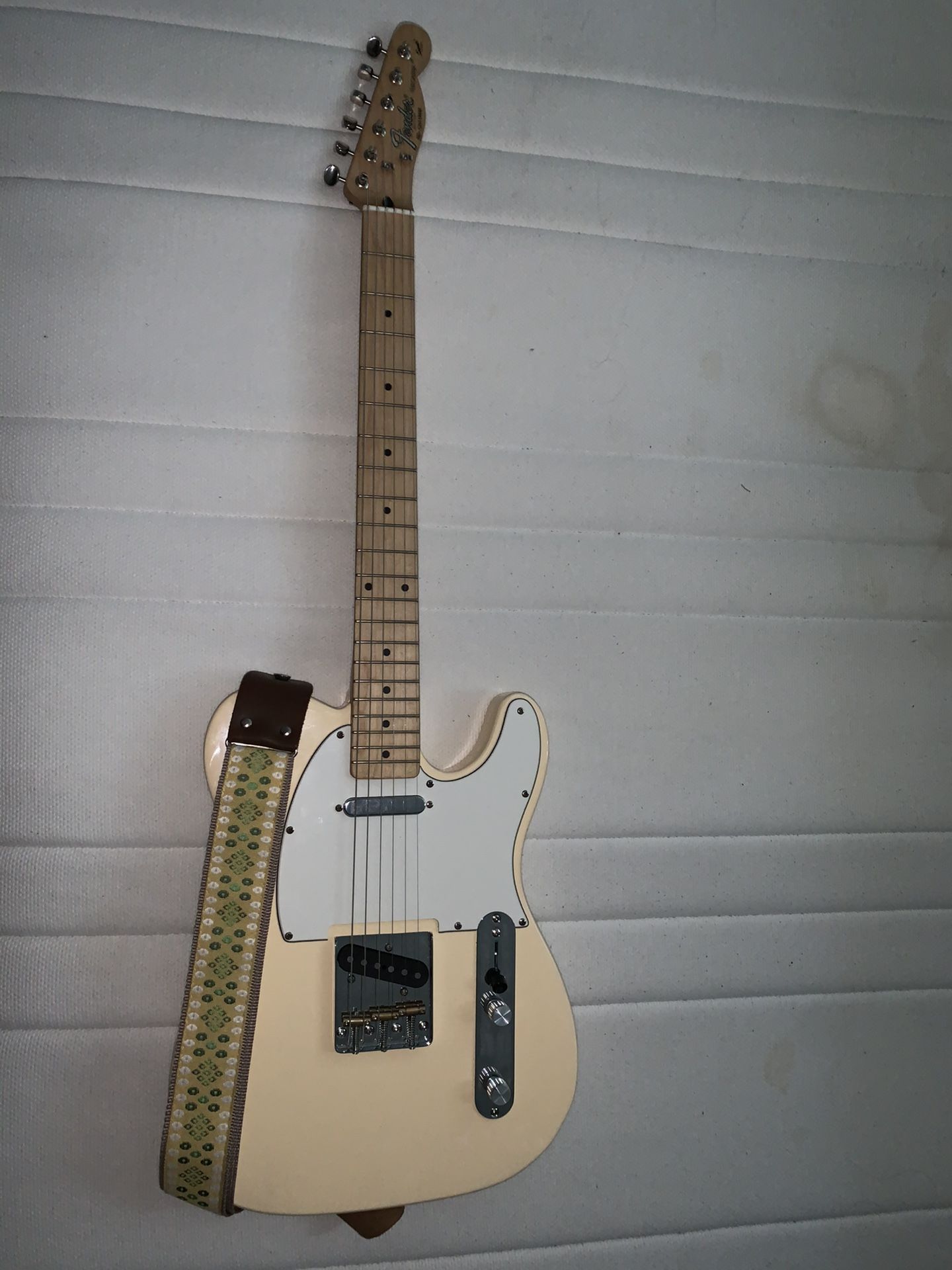 Fender vintage Telecaster Electric guitar