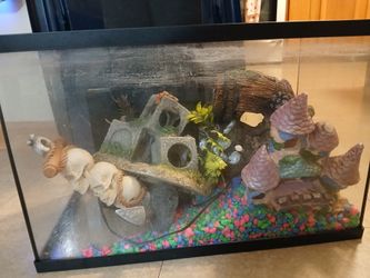 Fish thank with LEDs and many decorations $40