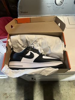 Air Force 1s Size 13