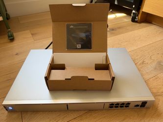 Ubiquiti UniFi Dream Machine Special Edition