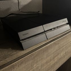 Ps4 With Two Controllers
