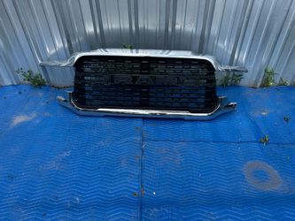 2022 ram 2500 grill