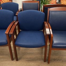 Set of 3 Wooden Waiting Room Chairs – Navy Blue Cushioned Office Chairs