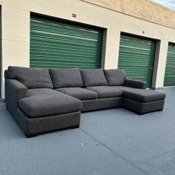 Crate & Barrell Down Feather Sectional Couch 🛻Delivery Available🛻