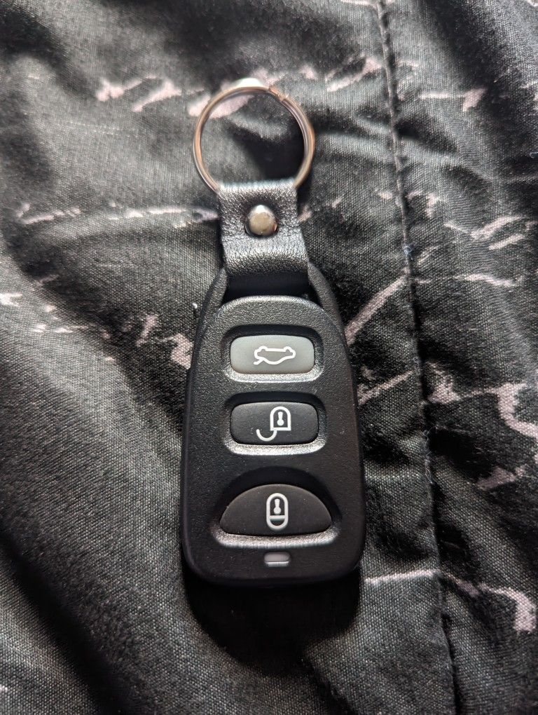 Hyundai Key fob 