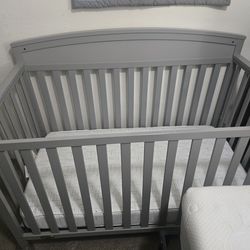 Graco Benton 5-in-1 Crib