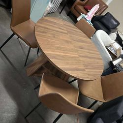 43.3 Inch Round Dining Table Set for 4, Modern Small Kitchen  for Dining Room Kitchen Apartment brown