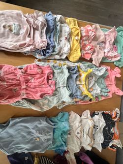 Baby Girl Clothing Bundle – Mixed Lot (6-12 months)
