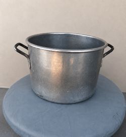 Heavy Duty restaurant size pot