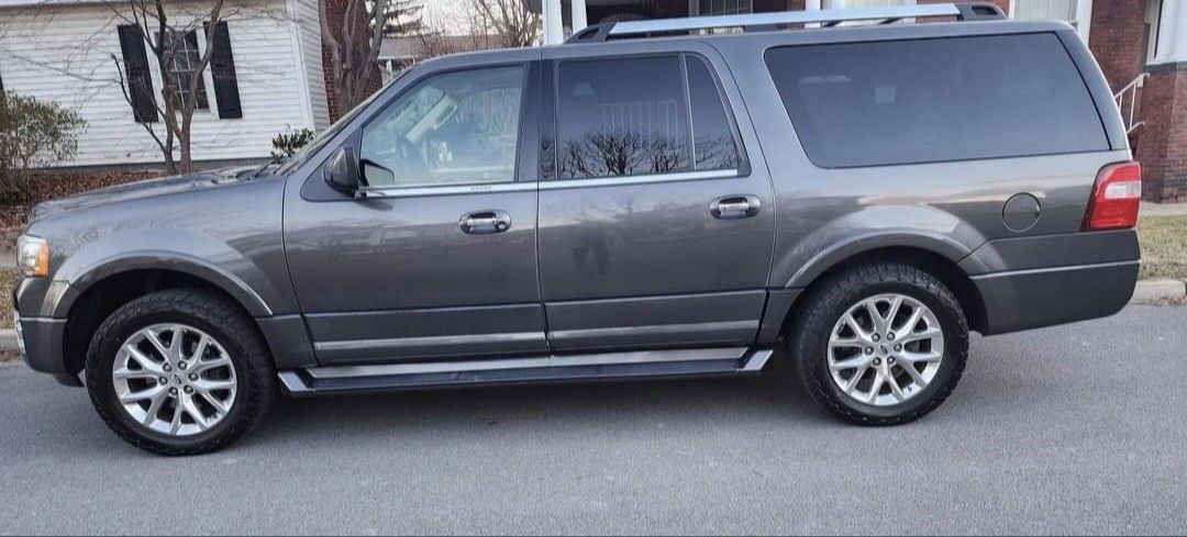 2017 Ford Expedition EL