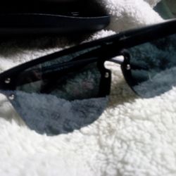 Louis Vuitton Walmea Sunglasses