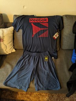 Men's Tshirt & Shorts Outfit! 