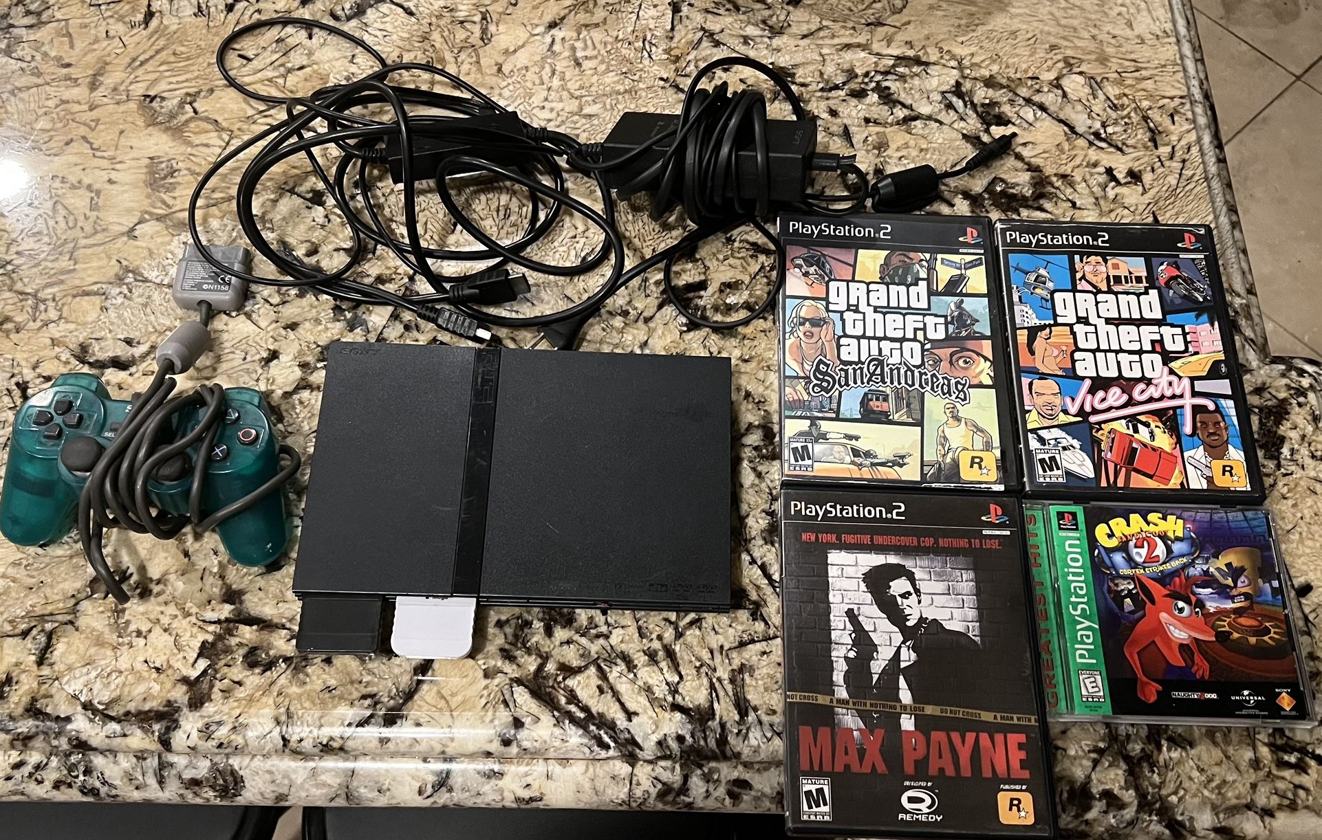 PS2 Slim SCPH-700 Model Bundle