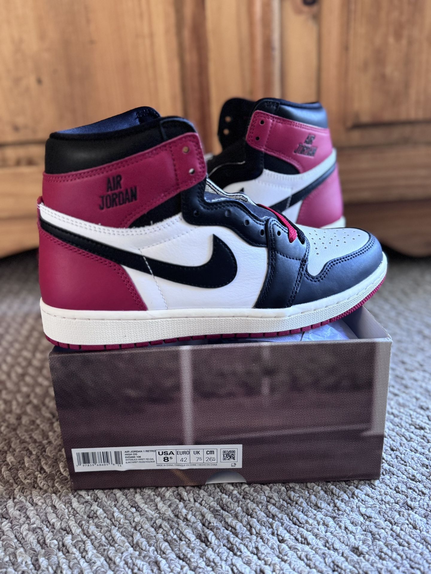 Air Jordan 1 Retro High OG (Black Toe Reimagined)