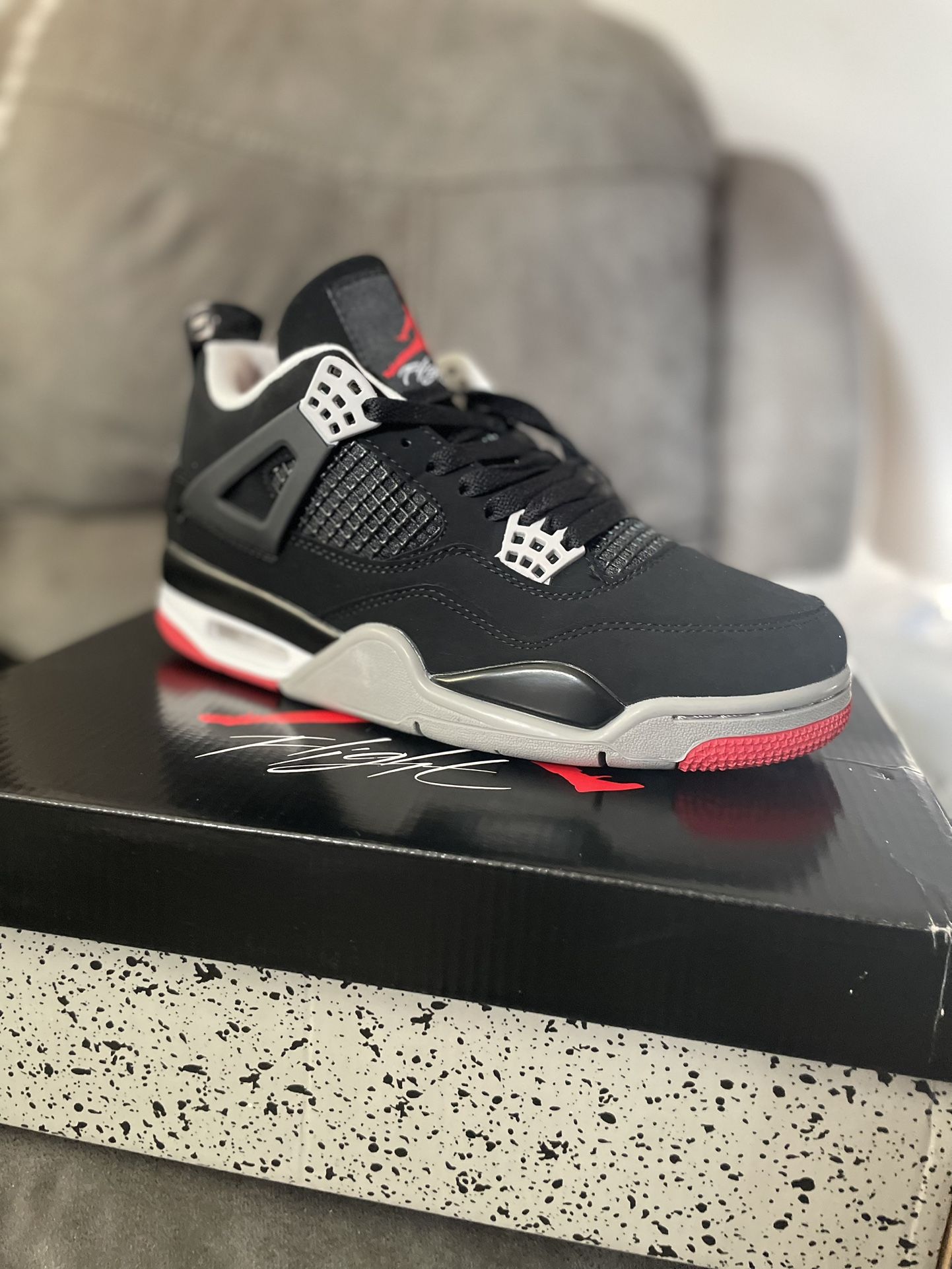 Air Jordan 4 Retro