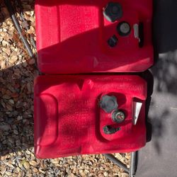 West marine 6 Gal Fuel Tanks 