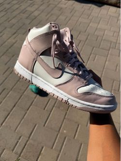Nike Dunk High Pink size 9.5 women’s