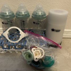 Baby Feeding Items