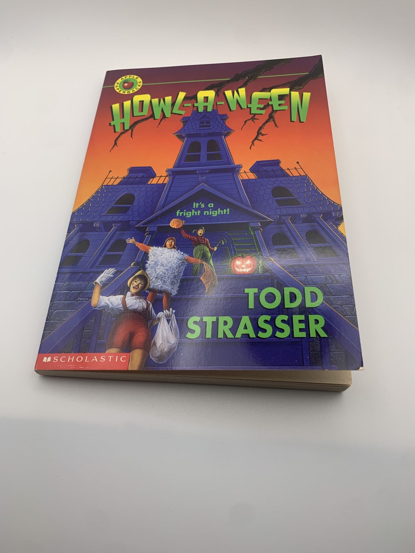 HOWL-A-WEEN by TODD STRASSER BRAND NEW PAPERBACK BOOK