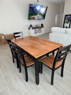 Dining table set