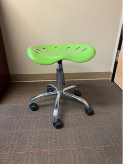 Lime green Tractor seat style task chair