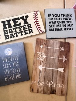Set of 4 decorative wall signs