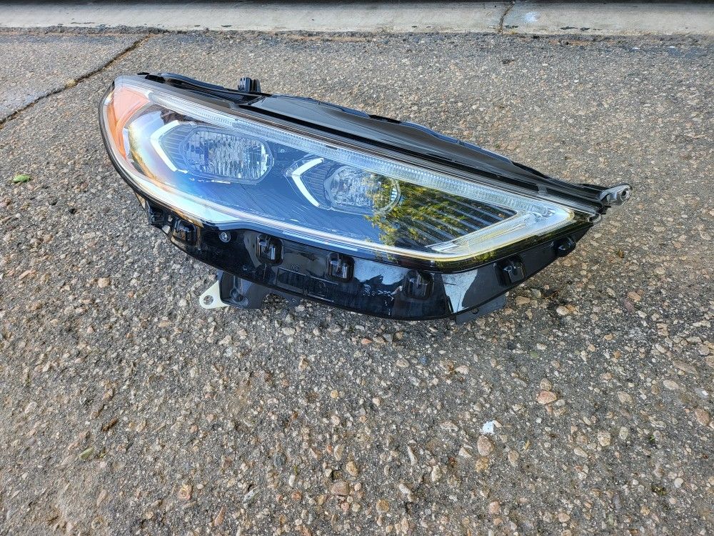 2017 - 2020 Ford Fusion Headlight Full LED Oem Passenger Side
