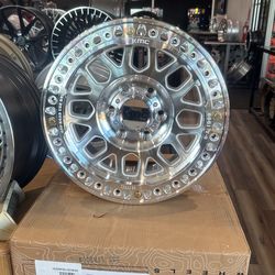 KM235 KMC WHEELS 17x8.5 6x139.7 