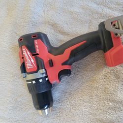 Drill Milwaukee Nuevo Broushess