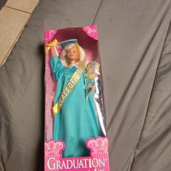 Graduation Barbie 1998 Collectible