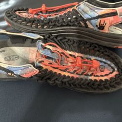 KEEN Men's Anatomical Sneaker 👟 