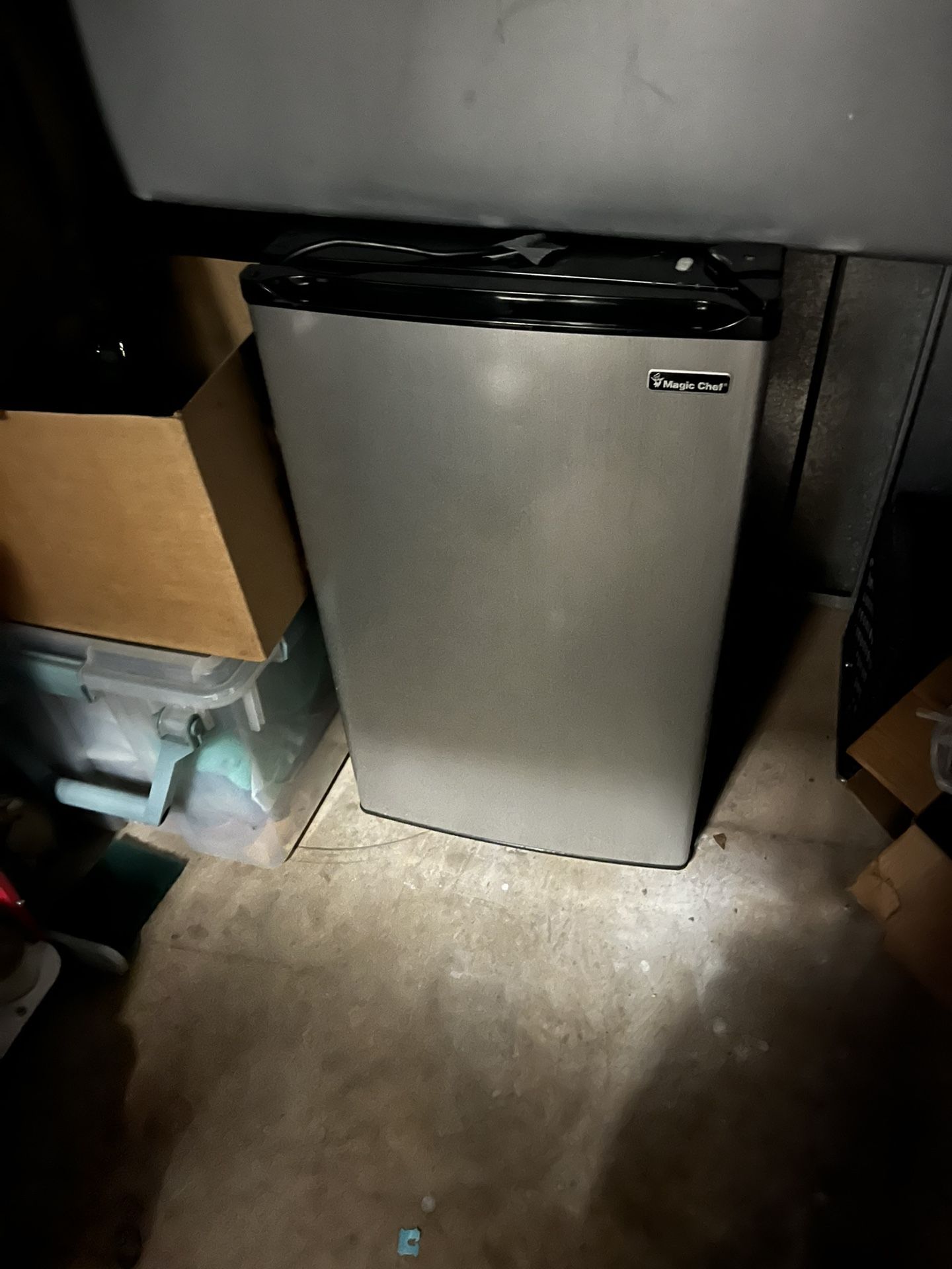 Magic Chef Mini Fridge