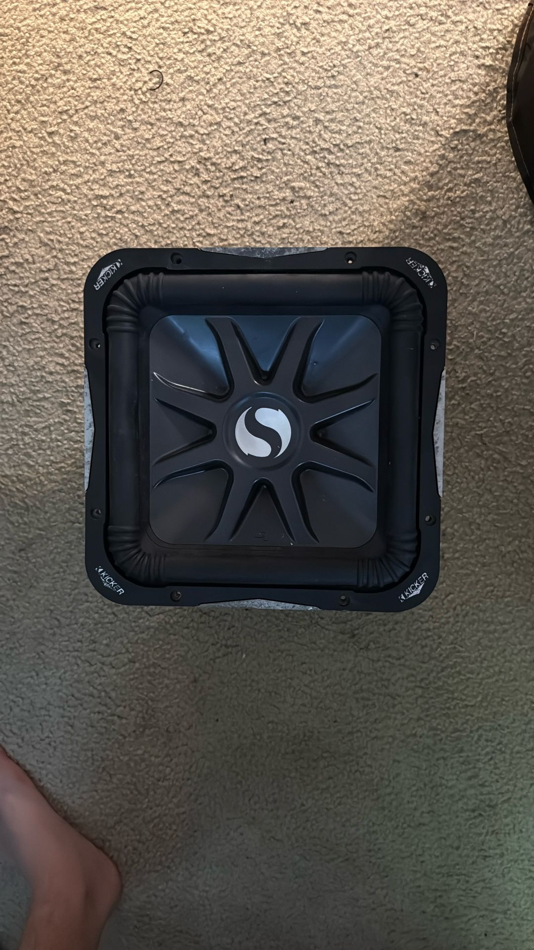 Subwoofer Kicker L7S12inch ( Blown Fixable) 