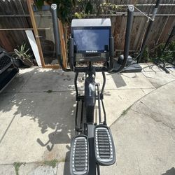 NordicTrack AirGlide 14i Elliptical 