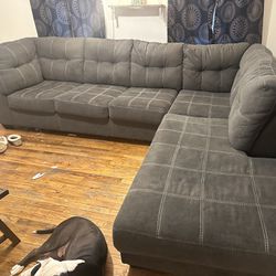 Corner/L-shaped two piece sectional