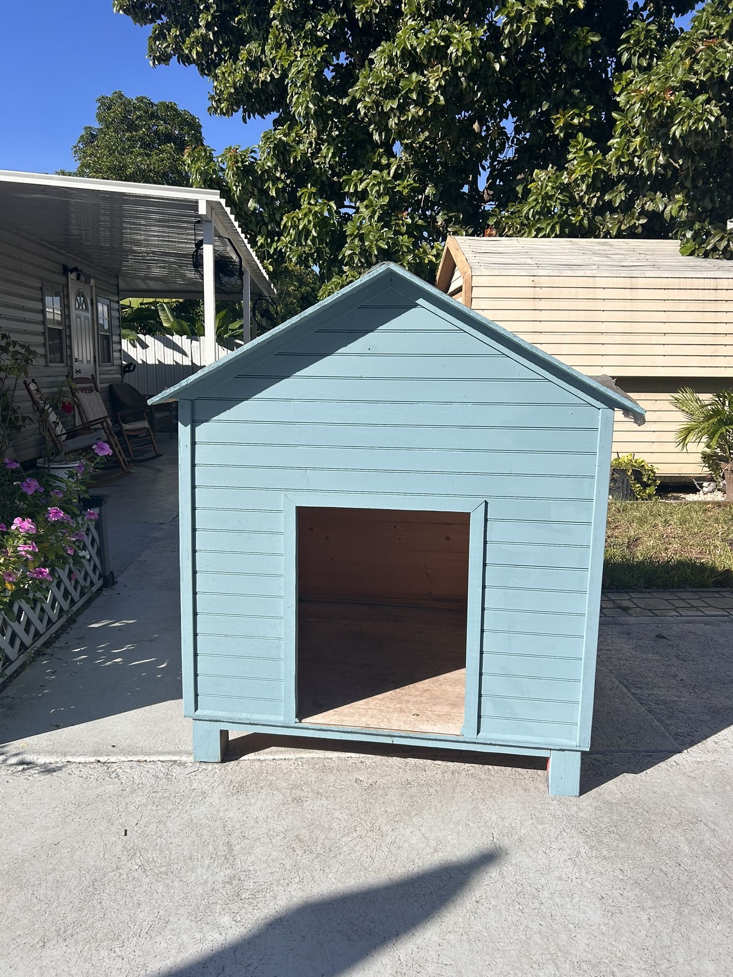 Dog House With AC