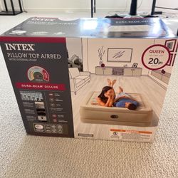New Queen Air Mattress w/ Built-in Pump – Intex Pillow Top 20”