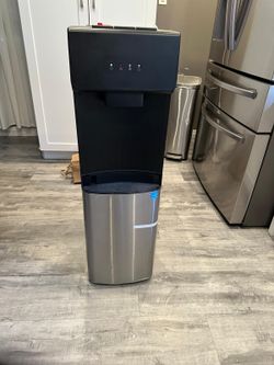Nice water dispenser machine