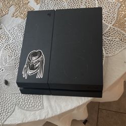 PS4 FIRST GENERATION 