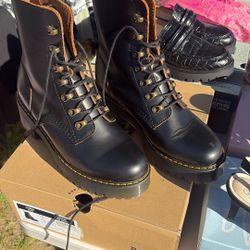 Dr. Martens Airwair