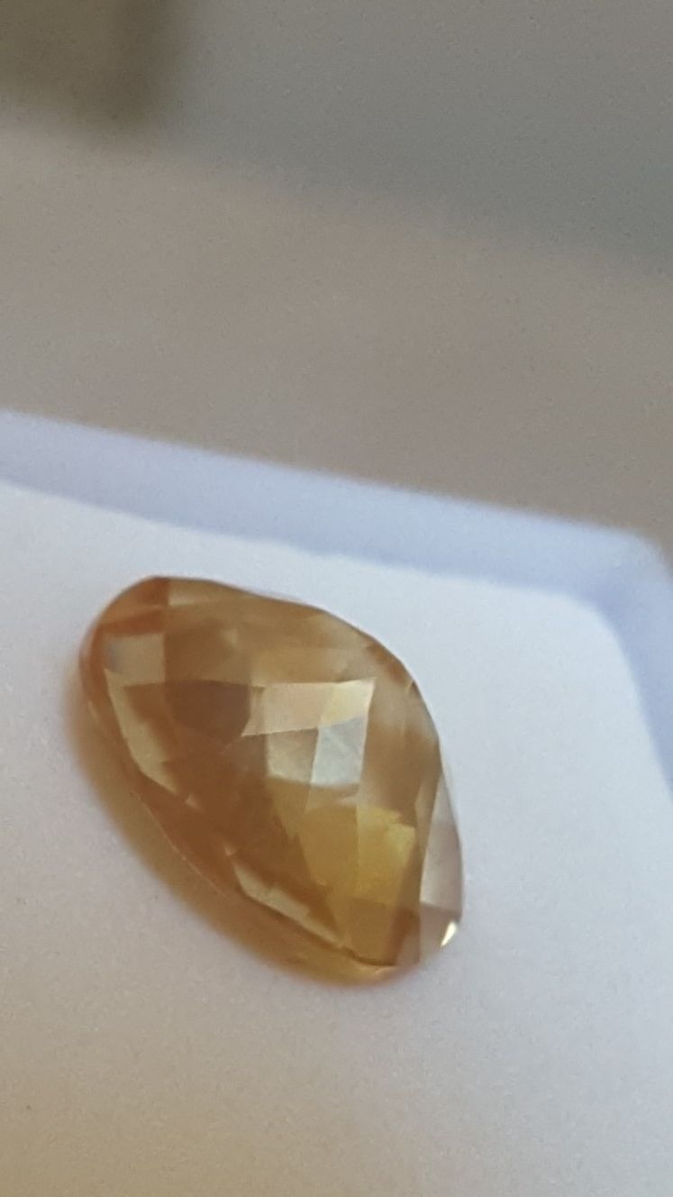 SUNSTONE OV 6.63 ct