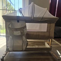 Baby Bassinet in MIRA MESA (OBO)