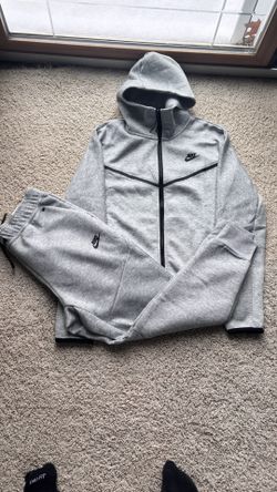 Nike Tech Fit