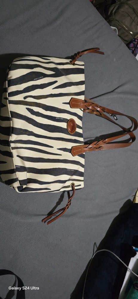 Dooney & Bourke Handbag