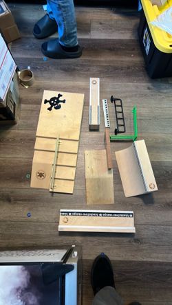 Finger board obstacles