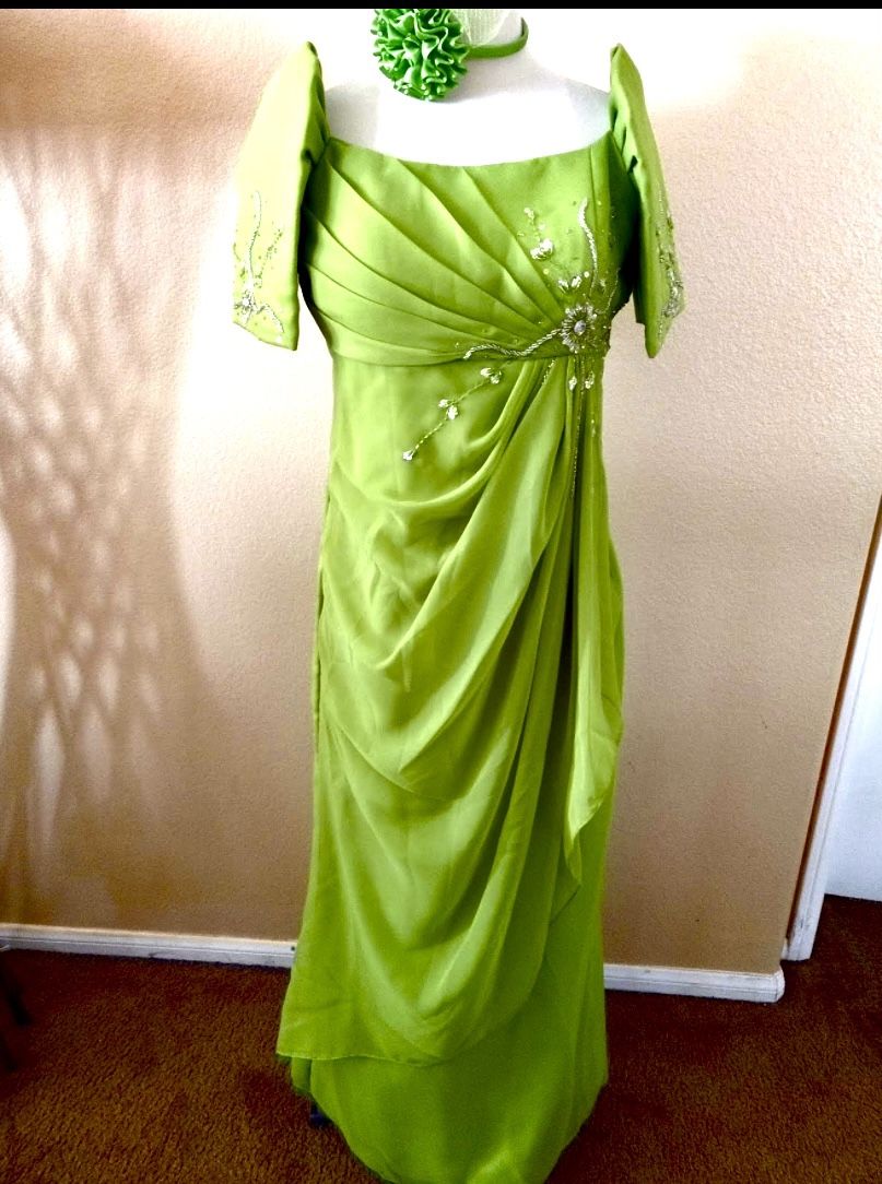 Brandnew Filipiniana Gown From Philippines Size 6 8 Reg