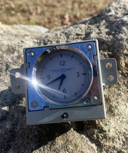 2006-2010 Dodge Charger Chrysler 300 OEM Dash Analog Clock